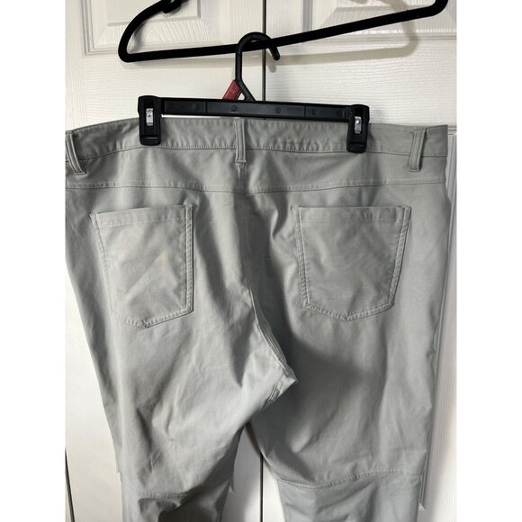 Lululemon Mens Light Gray ABC Pants Size 40 With Back & Front Pockets - Comfy - Picture 5 of 11